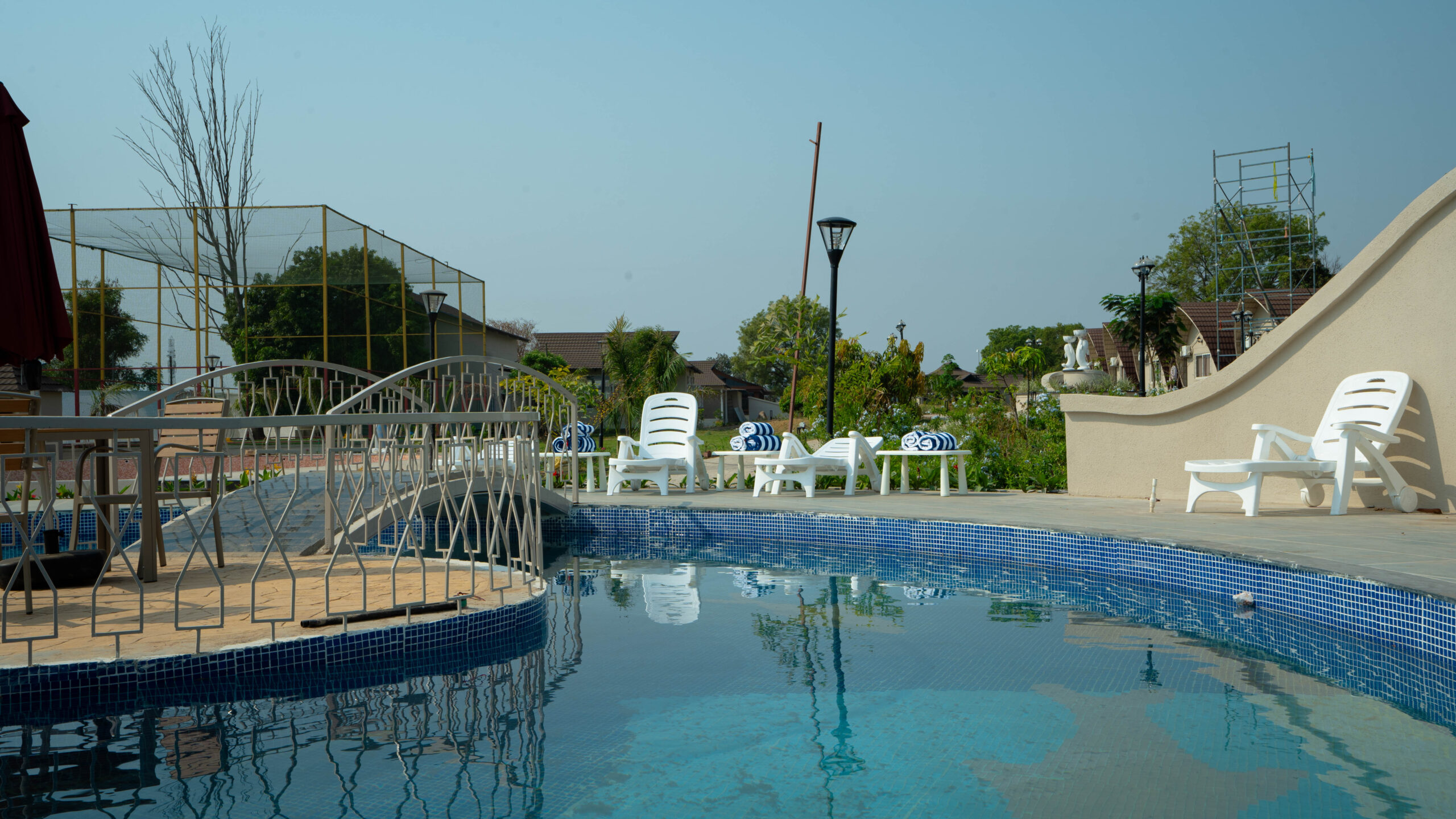 top rated swmming pool resirt near Pune